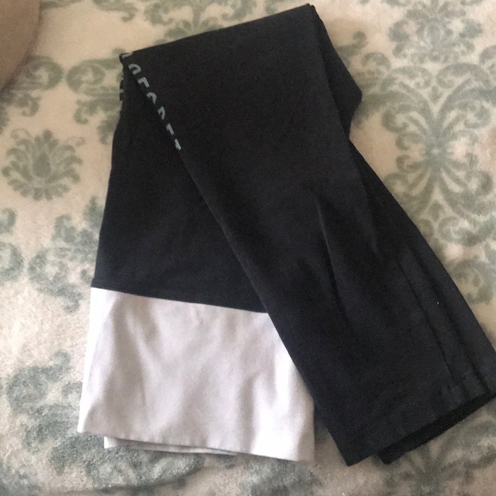 VS used yoga fold over Capri